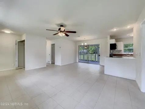 7910 Praver Drive W Jacksonville FL 32217