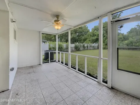 7910 Praver Drive W Jacksonville FL 32217