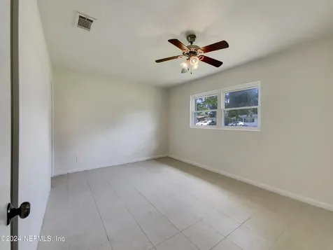 7910 Praver Drive W Jacksonville FL 32217