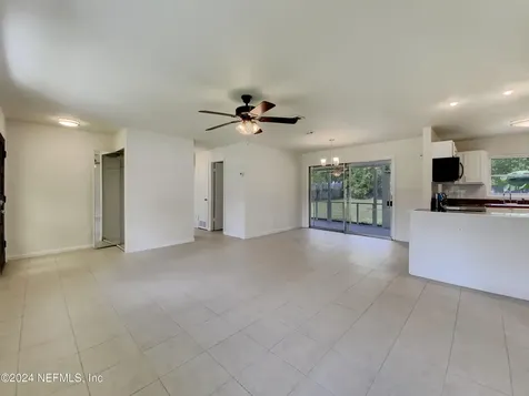 7910 Praver Drive W Jacksonville FL 32217