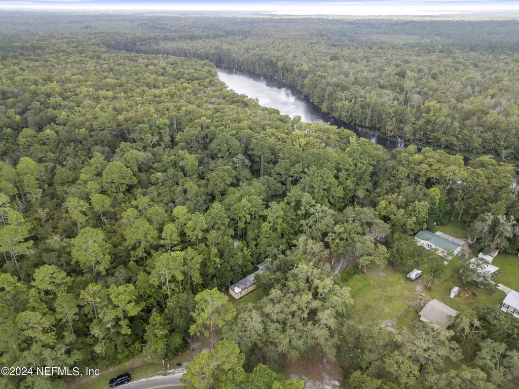 742 Ridgeline Road Satsuma FL 32189