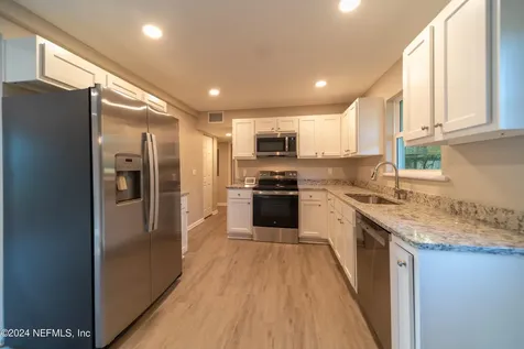 6850 Cherbourg Avenue S Jacksonville FL 32205