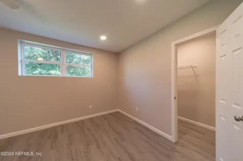 6850 Cherbourg Avenue S Jacksonville FL 32205