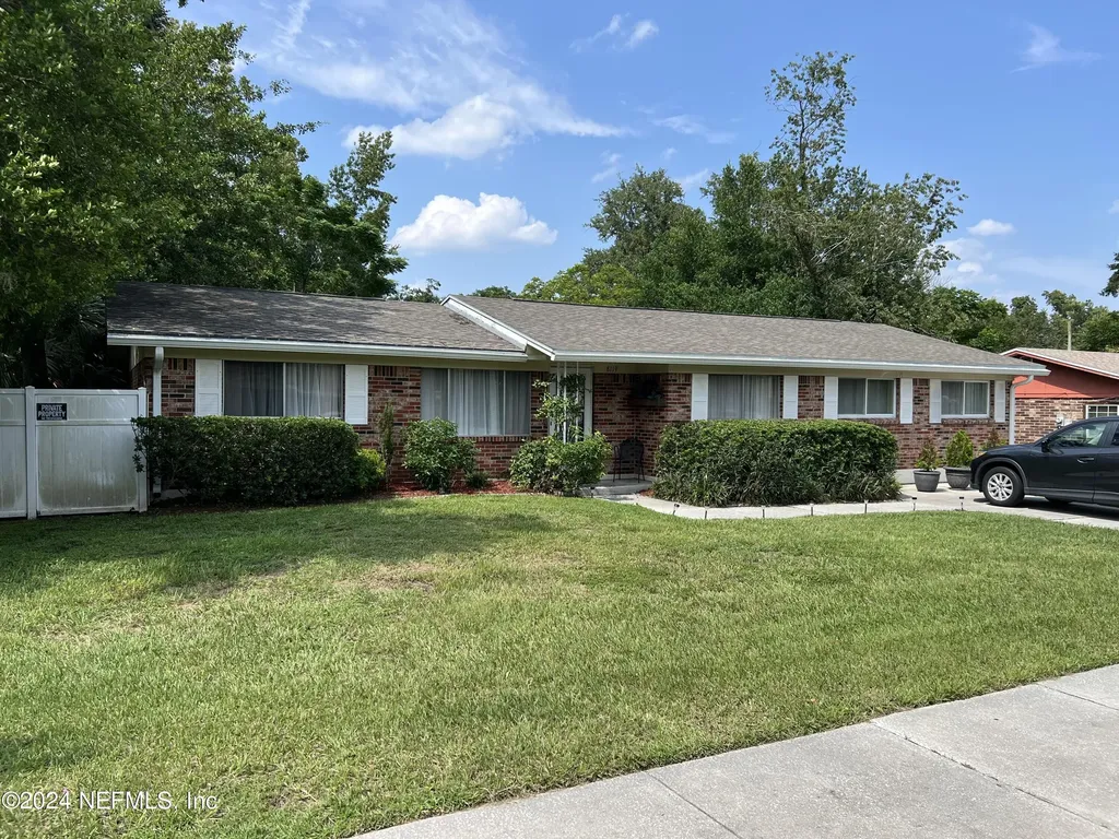 8119 Axson Street Jacksonville FL 32221