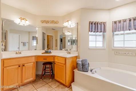 873 Branscomb Road Green Cove Springs FL 32043