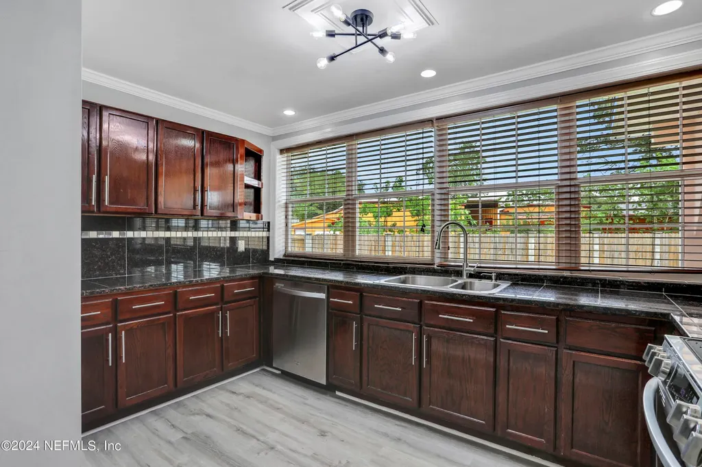 1953 Dean Road Jacksonville FL 32216