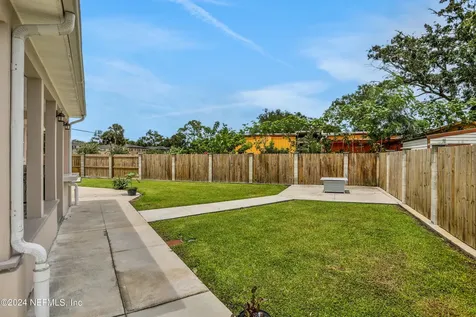 1953 Dean Road Jacksonville FL 32216