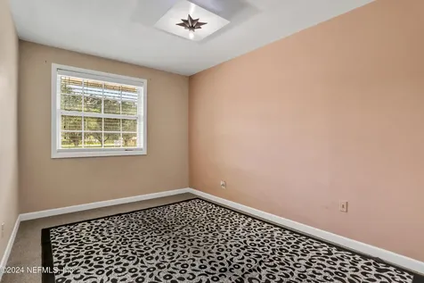 1953 Dean Road Jacksonville FL 32216