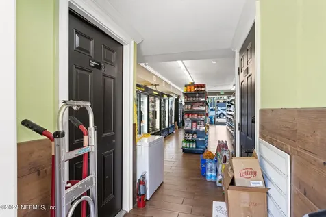 5209 Beach Boulevard Jacksonville FL 32207