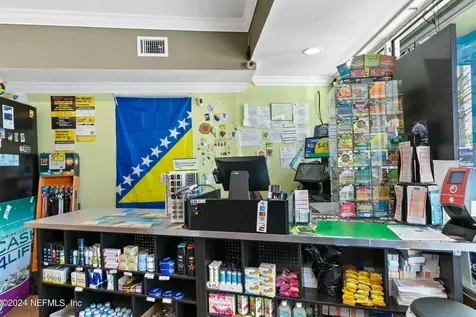 5209 Beach Boulevard Jacksonville FL 32207