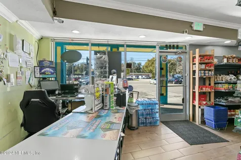 5209 Beach Boulevard Jacksonville FL 32207