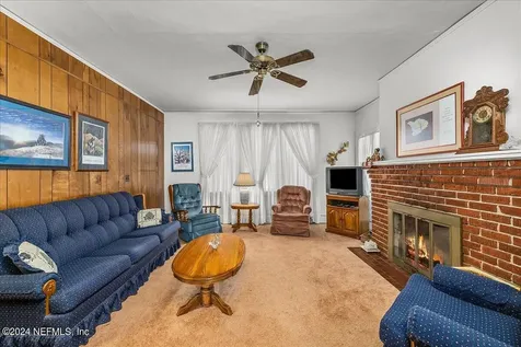 231 Oleander Avenue Crescent City FL 32112