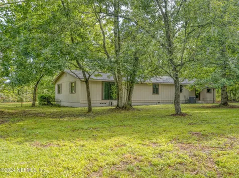 44052 Becker Avenue Callahan FL 32011