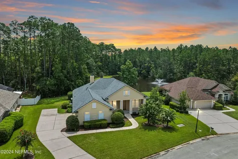 5370 Skylark Manor Drive Jacksonville FL 32257