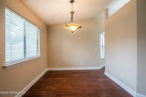 8691 Hammond Forest Drive Jacksonville FL 32221