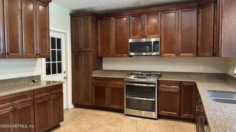 5051 Thorden Road Jacksonville FL 32207