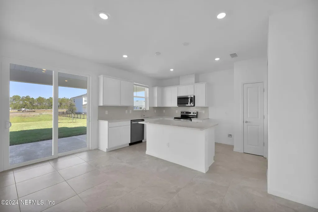 3435 Americana Drive Green Cove Springs FL 32043