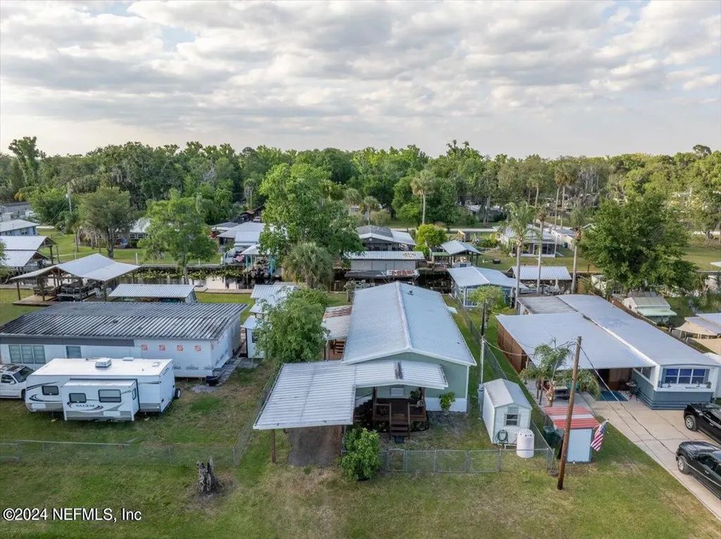 120 Pine Street Satsuma FL 32189