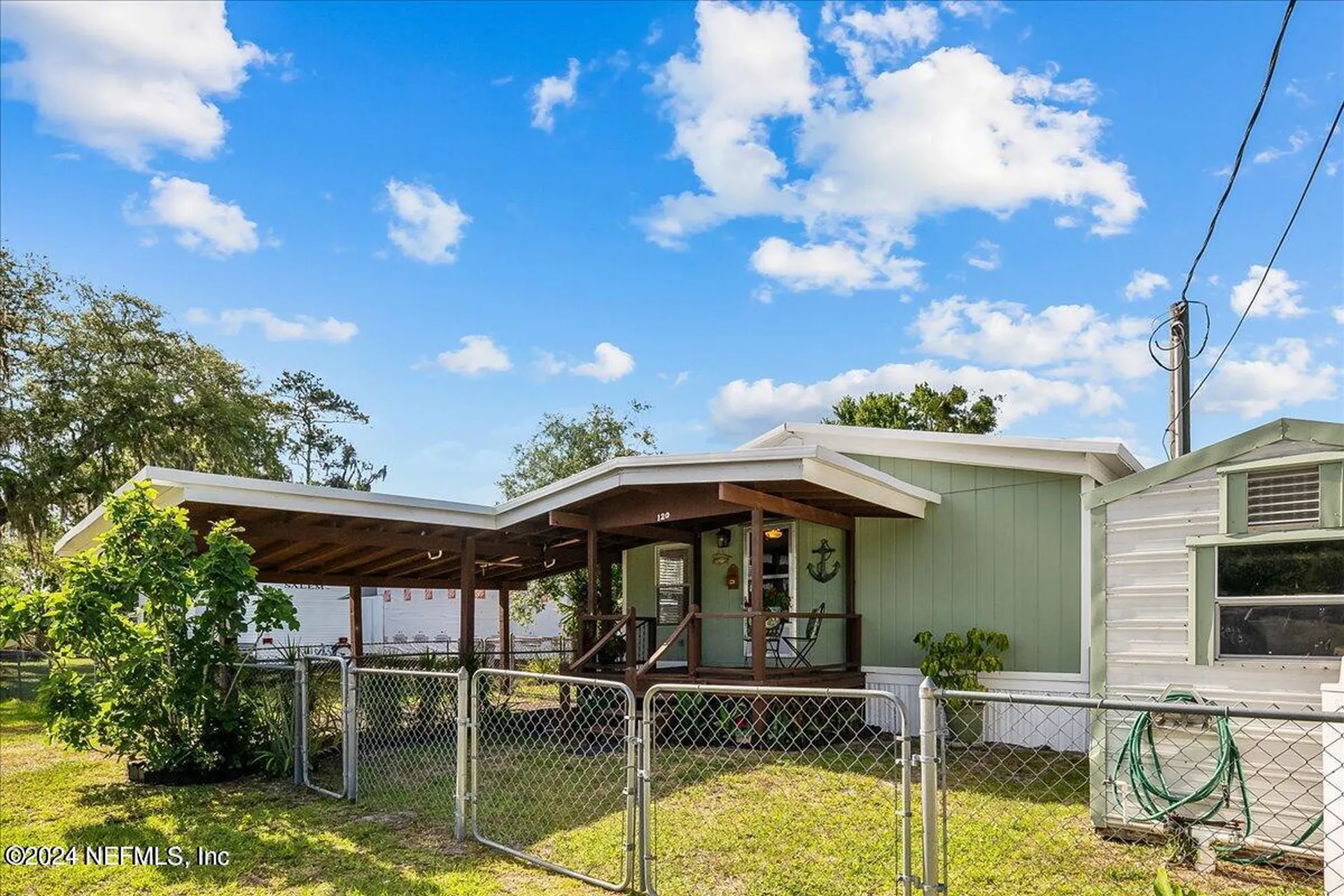 120 Pine Street Satsuma FL 32189