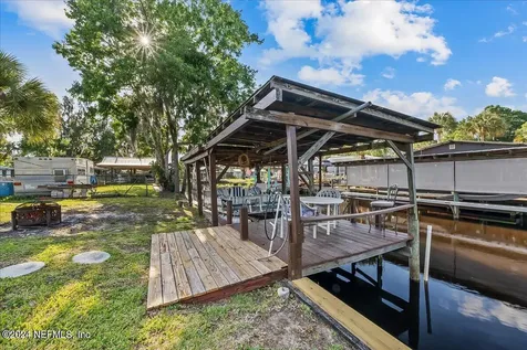 120 Pine Street Satsuma FL 32189