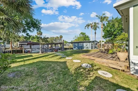 120 Pine Street Satsuma FL 32189