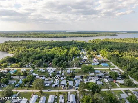120 Pine Street Satsuma FL 32189