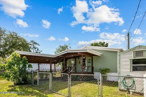 120 Pine Street Satsuma FL 32189