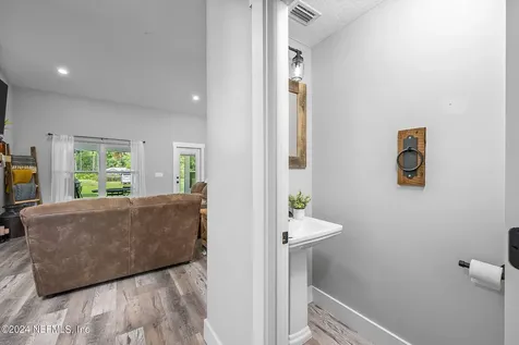 7961 Jefferson Avenue Hastings FL 32145