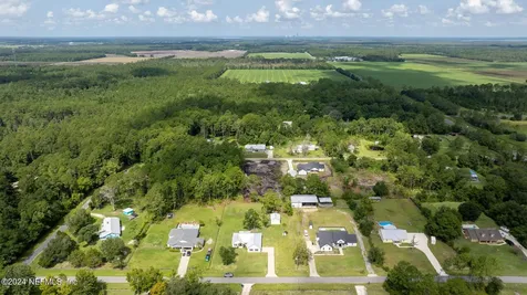 7961 Jefferson Avenue Hastings FL 32145