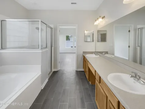 6244 Morse Oaks Circle Jacksonville FL 32244
