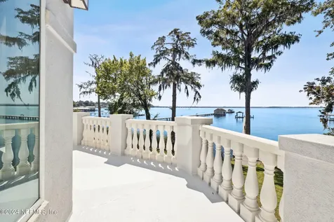2811 Casa Del Rio Terrace Jacksonville FL 32257