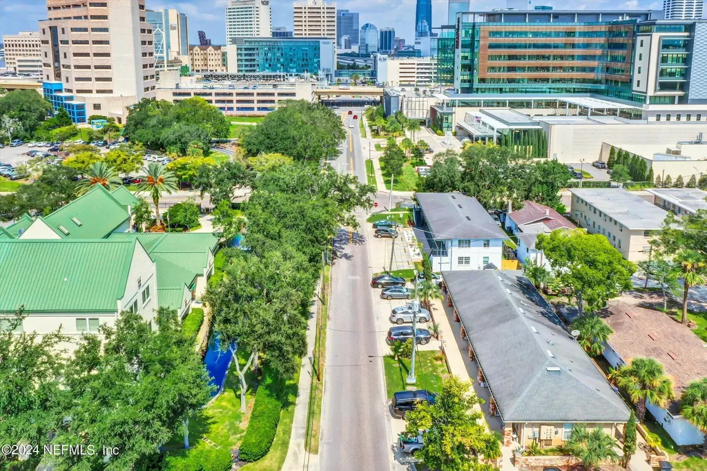 1405 Palm Avenue Jacksonville FL 32207