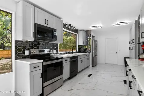 2970 Shady Drive Jacksonville FL 32257