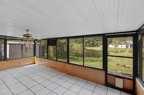 1589 Cove Landing Drive Jacksonville FL 32233