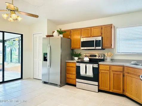1589 Cove Landing Drive Jacksonville FL 32233