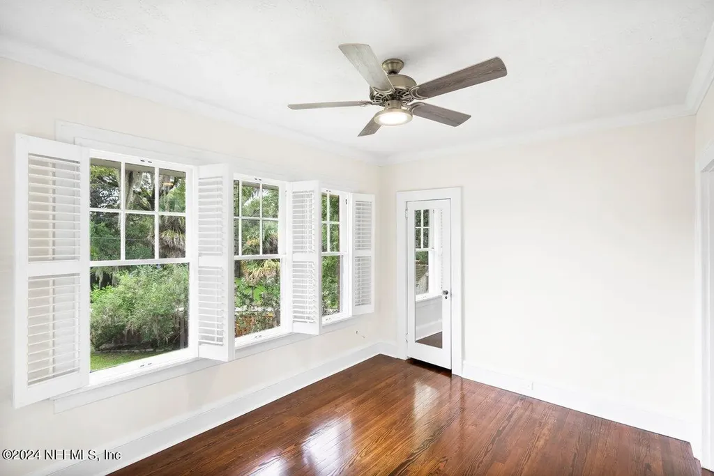 1356 Willow Branch Avenue Jacksonville FL 32205