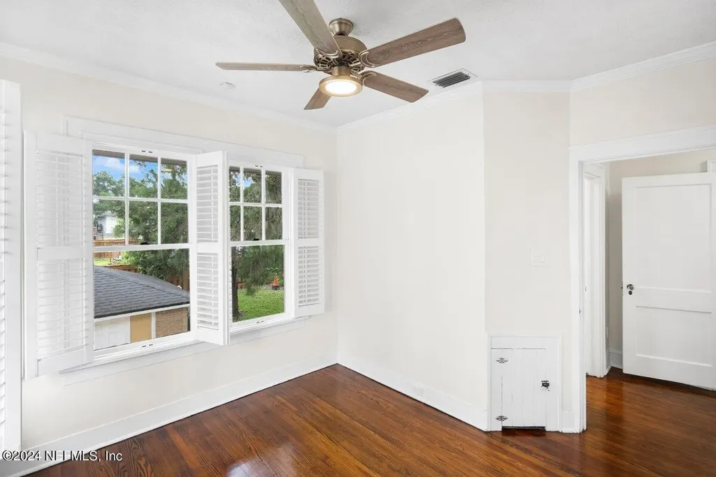 1356 Willow Branch Avenue Jacksonville FL 32205