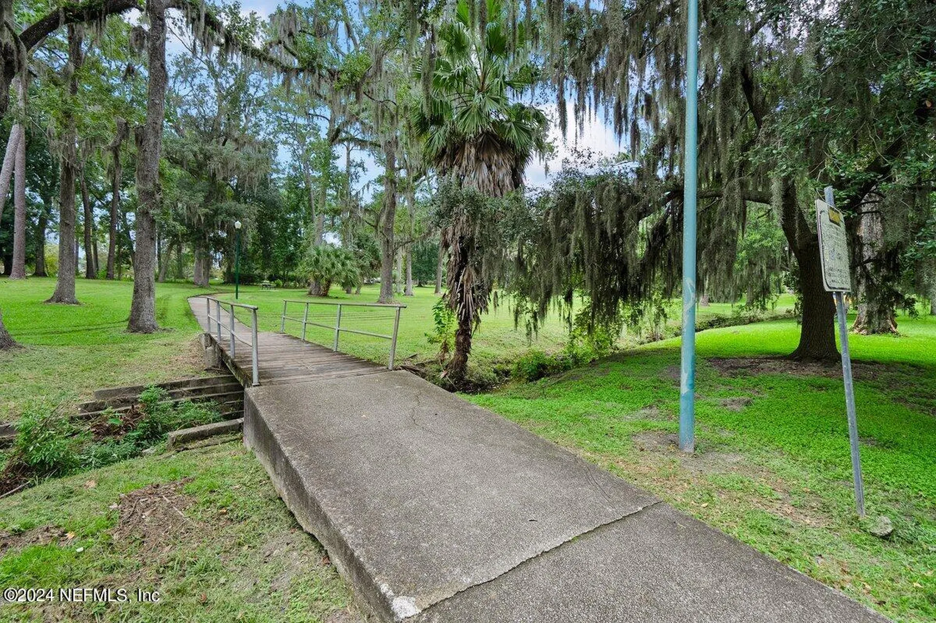 1356 Willow Branch Avenue Jacksonville FL 32205