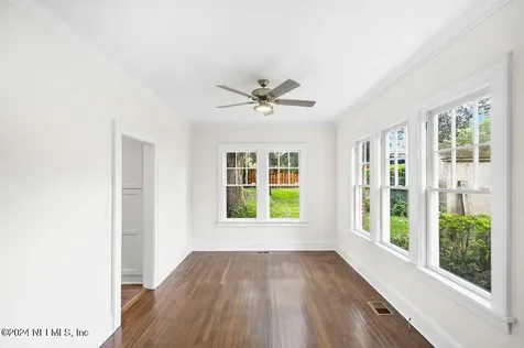 1356 Willow Branch Avenue Jacksonville FL 32205