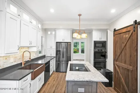 1356 Willow Branch Avenue Jacksonville FL 32205