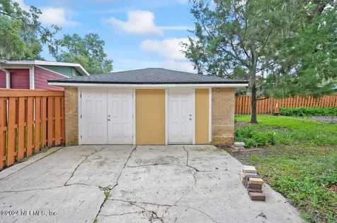 1356 Willow Branch Avenue Jacksonville FL 32205