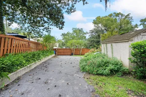 1356 Willow Branch Avenue Jacksonville FL 32205