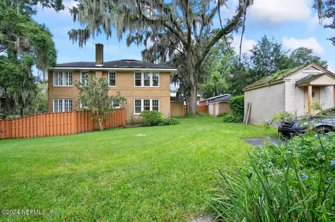 1356 Willow Branch Avenue Jacksonville FL 32205