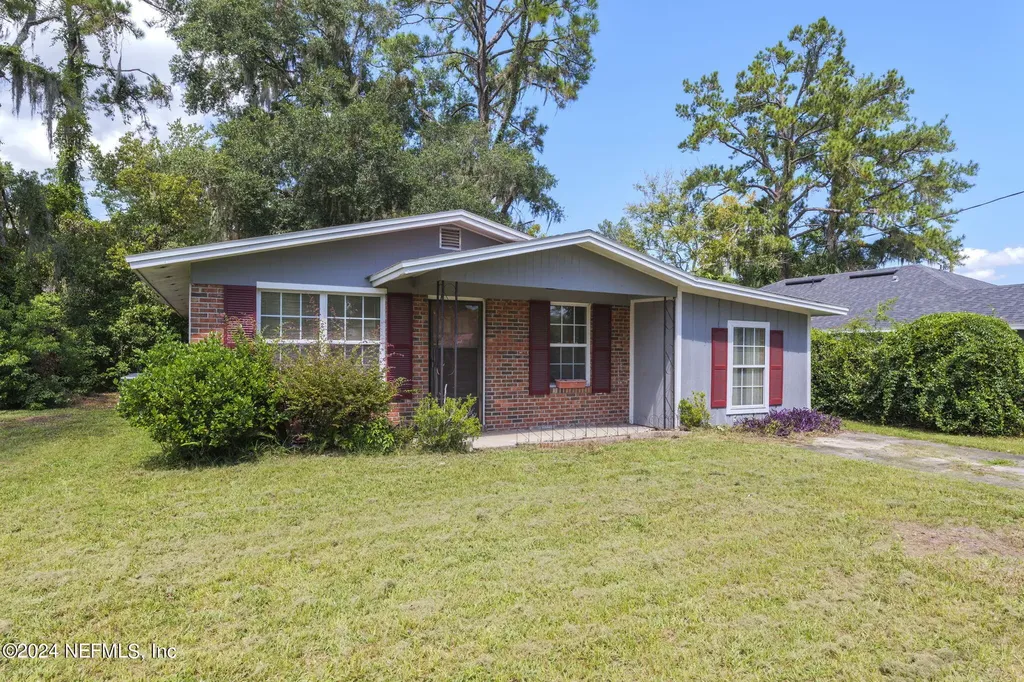 1014 Walnut Street Green Cove Springs FL 32043