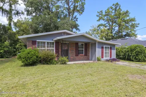 1014 Walnut Street Green Cove Springs FL 32043