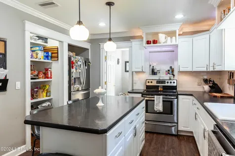 1628 Londonderry Road Jacksonville FL 32210