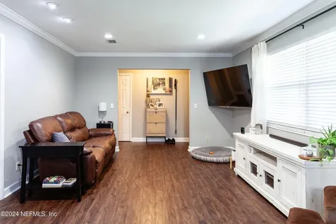 1628 Londonderry Road Jacksonville FL 32210
