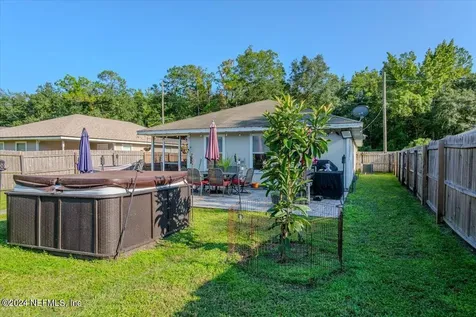 1228 Green Cove Avenue Green Cove Springs FL 32043