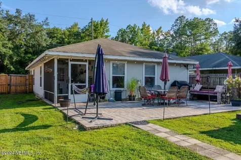 1228 Green Cove Avenue Green Cove Springs FL 32043