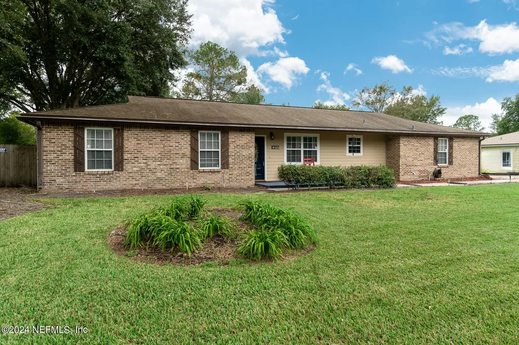 1927 Choctaw Trail Middleburg FL 32068